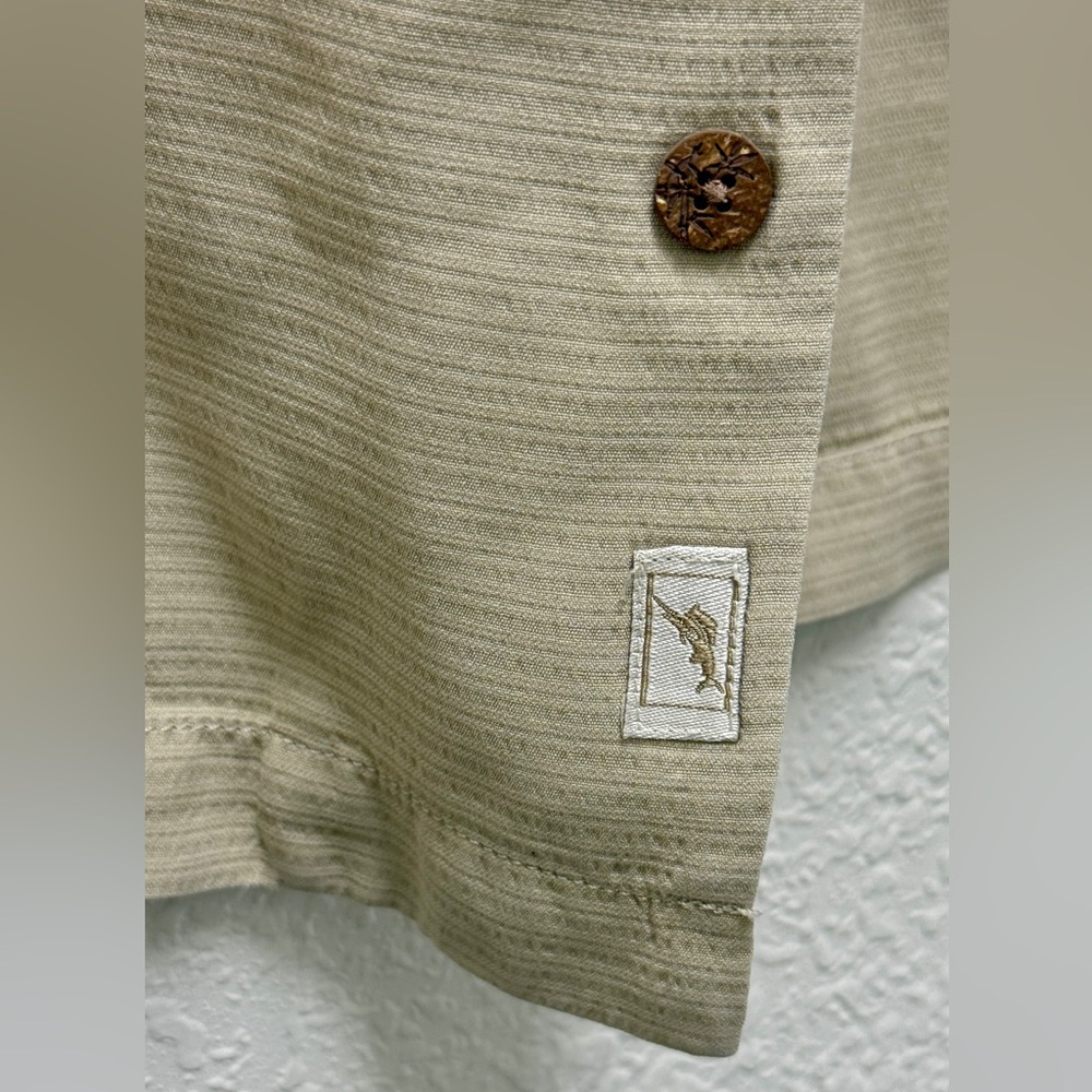 Tommy Bahama Men’s XL Beige 100% Silk Short-Sleeve Camp Casual Button Down Shirt - Picture 5 of 5